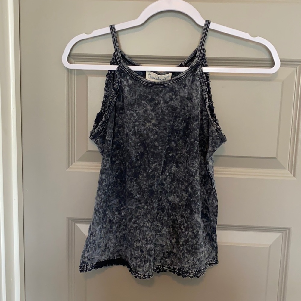 Trendy tie-dye tank